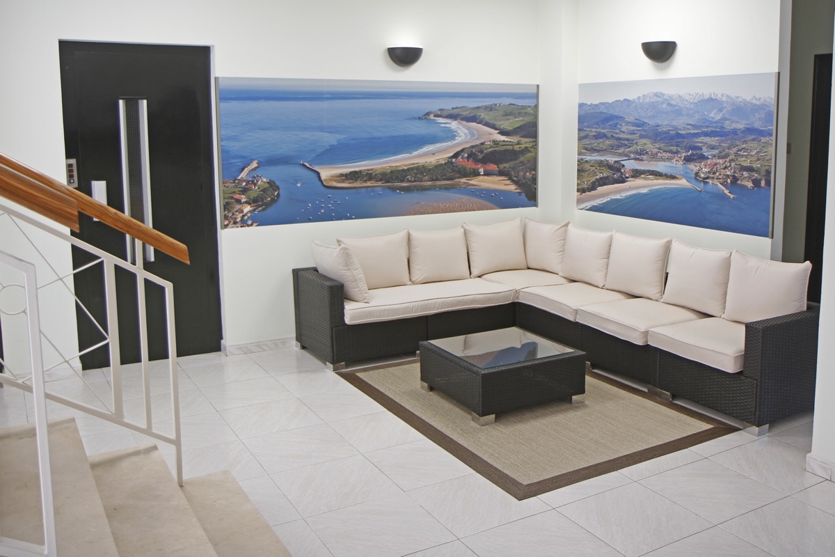 Recepción del hotel, San Vicente de la Barquera